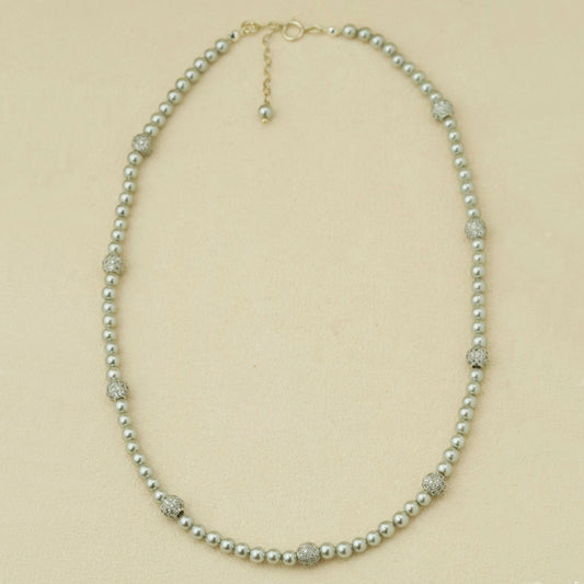 Silver Glow Pearl Necklace