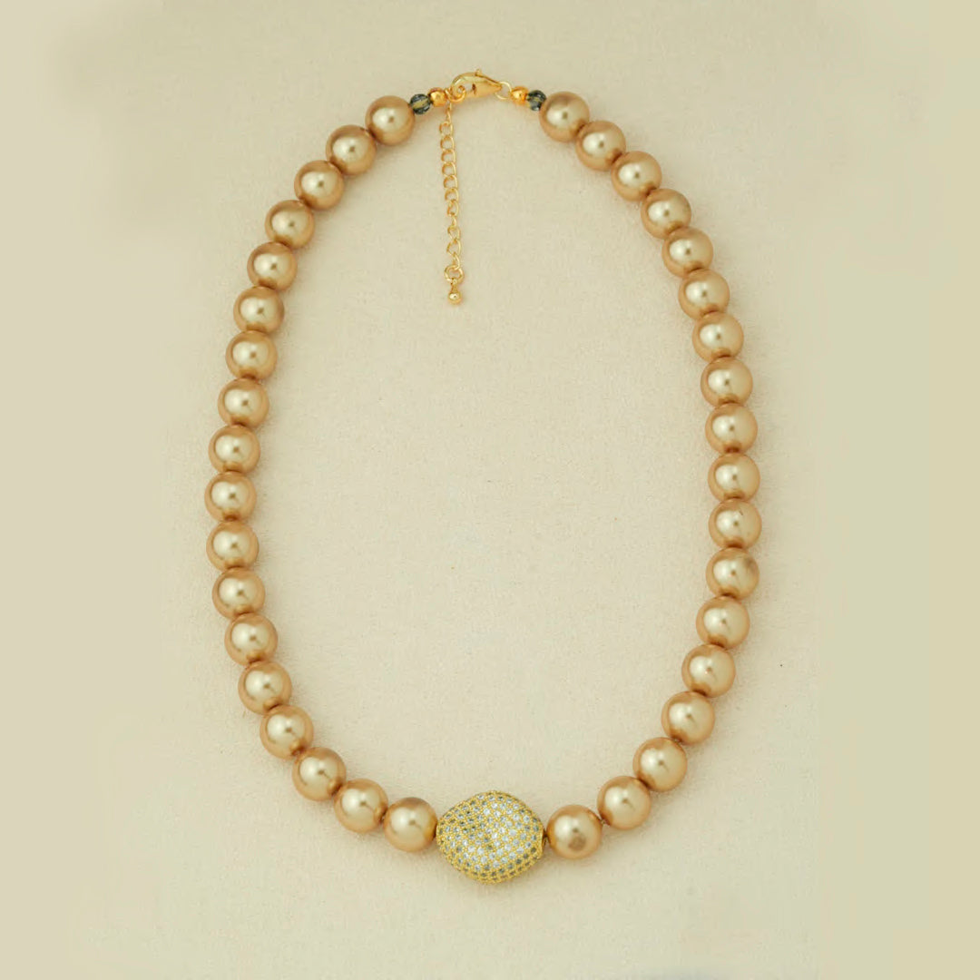 Golden Radiance Pearl Necklace